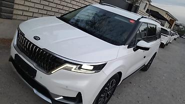 Kia: Kia Carnival: 2021 г., Минивэн — 4