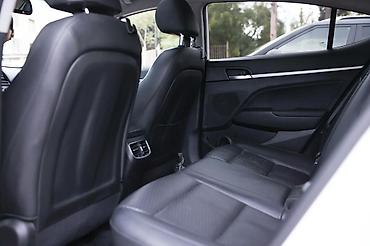 hunday ax35: Hyundai Avante: 1.6 l | 2019 il Sedan — 10