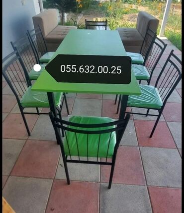 Masa və oturacaq dəstləri: Mətbəx üçün, Yeni, Açılmayan, Kvadrat masa — 4