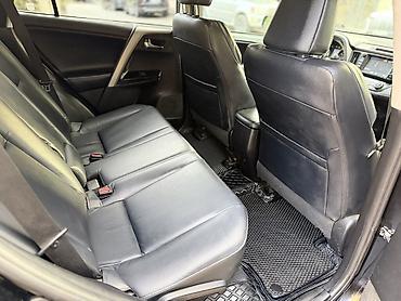 Toyota: Toyota RAV4: 2017 г., 2.5 л, Автомат, Бензин, Внедорожник — 7