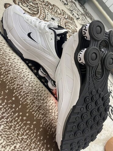 носки оптом найк: Мужские кроссовки, 44, Nike, Новый, цвет - Белый, Самовывоз, Платная доставка