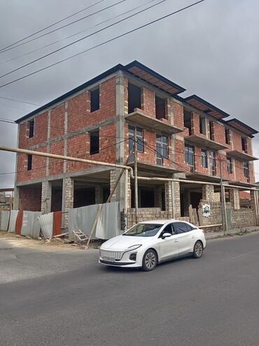 Kommersiya daşınmaz əmlakının satışı: Yeni tikili – 3 mərtəbəli kommersiya və yaşayış təyinatlı bina karkası — 2