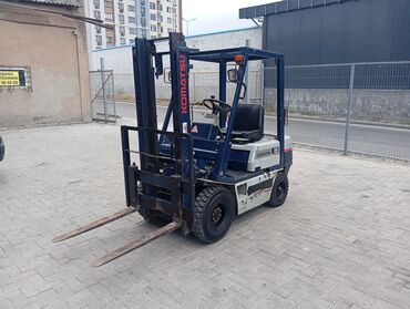 Погрузчики: Погрузчик, Komatsu, 2004 г., Колесный, Вилочный