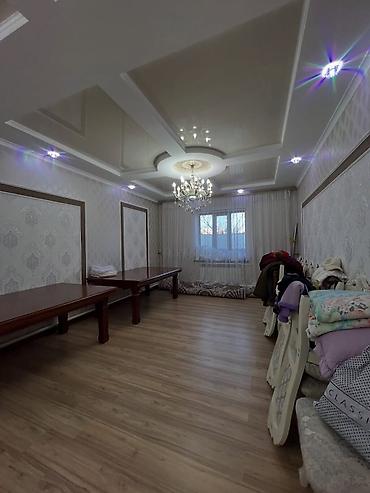 Продажа коттеджей и домов: Продается 2 этажный дом со всеми удобствами, Бишкек, Первомайский — 14