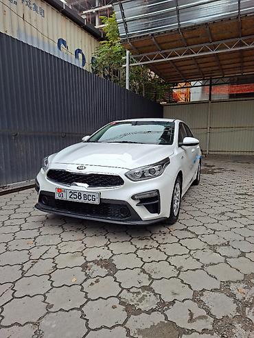 Kia K3: 2021 г., 1.6 л, Вариатор, Бензин, Седан