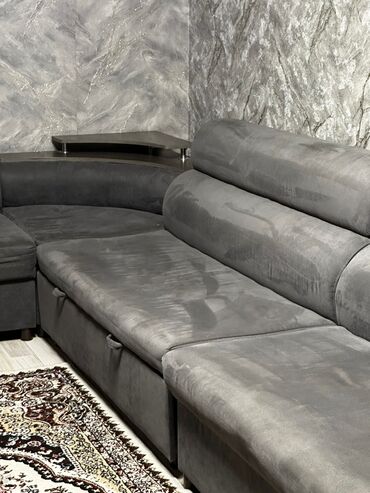 диван угловой кожаный: Угловой диван, цвет - Серый, Б/у