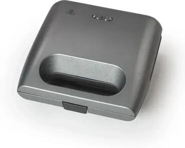 Ostali kuhinjski aparati: Tehnički detalji Opšte Vrsta aparata: Mini gril Materijal ploča — 2