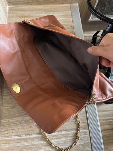 dior torba original cena: Elegantna torbica, Materijal: Koža