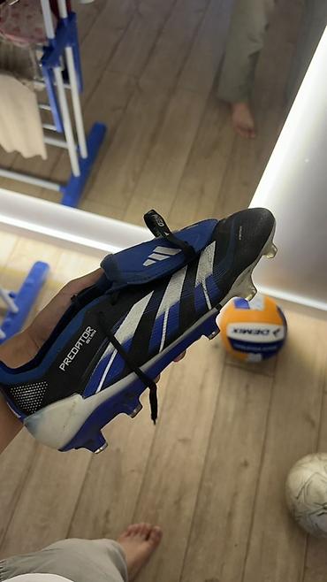 бутсы предаторы: Размер 42 Футбольные бутсы adidas Predator (серия Predator — 1