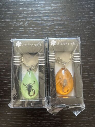 купить машину в баку в кредит: Burada "Amber Crafts" brendinə məxsus iki ədəd açar üzüyü təqdim