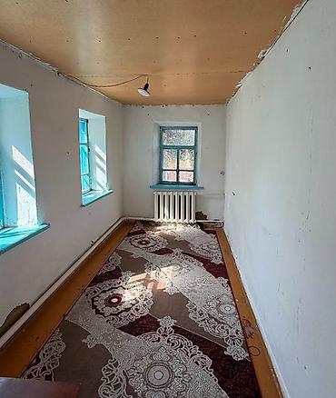 продаю двух этажный дом: 3 комнаты, 47 м², 12 соток, Сокулук, Собственник — 5