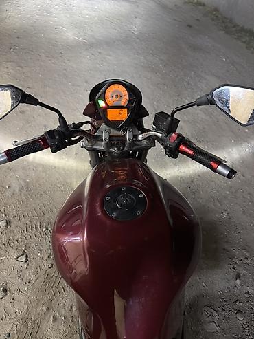 скутерлер арзан: Мотоцикл Suzuki SV650 N (street/naked) - Двигатель: V‑твин 645 см³ — 4