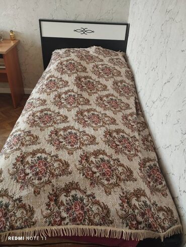 Çarpayılar: İşlənmiş, Təknəfərlik çarpayı, Bazasız, Matras ilə, Siyirməsiz