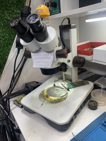Аксессуары и тюнинг: Продаю микроскоп для пайки 30 000сом,рабочий все работает город Токмак