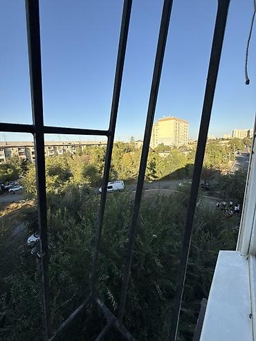 Продажа квартир: 3 комнаты, 68 м², Индивидуалка, 5 этаж at lalafo.kg — 12 Продажа квартир: 3 комнаты, 68 м², Индивидуалка, 5 этаж — 12