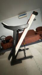 запчасти на беговую дорожку: Беговая дорожка GENAU немецкий бренд. Продаю хорошую мощную беговую