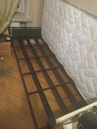 matras islenmis: İşlənmiş, Təknəfərlik çarpayı, Matrassız, Siyirməsiz — 1