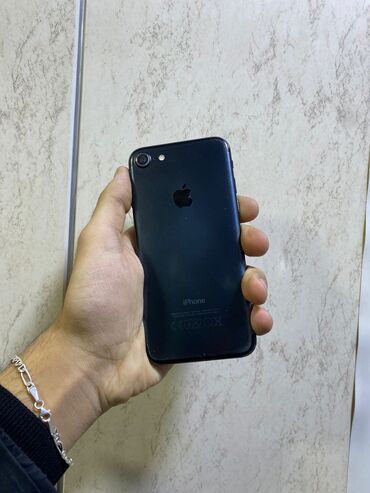 Apple iPhone: IPhone 7, 128 GB, Qara