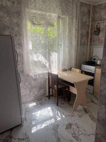 Продажа квартир: 1 комната, 33 м², 105 серия, 1 этаж, Евроремонт