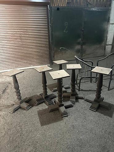 Продам Дерявянные резные стойки под сталешницу для кафе. Б/У . каждая