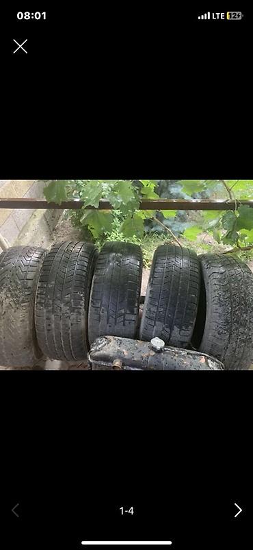 Комплект зимних шин 17" - Размер: P235/65 R17 (маркировка на борте