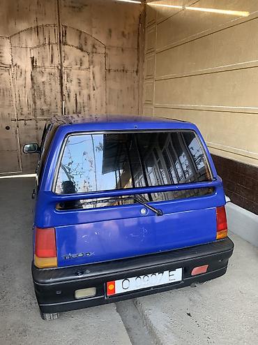 унаа тетиктери: Daewoo Tico: 1996 г., 0.8 л, Кол менен иштөөчү, Бензин — 3