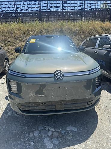byd e6: Volkswagen ID.7: 2026 г., 1.5 л, Вариатор, Гибрид, Кроссовер — 1