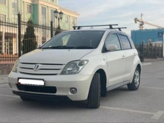 матор на сивик: Toyota ist: 2003 г., 1.5 л, Автомат, Бензин, Хэтчбэк