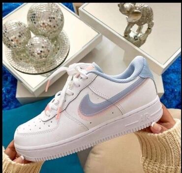 Women's Sneakers and athletic shoes: Nike, Ölçü: 37, rəng - Ağ, Yeni — 9