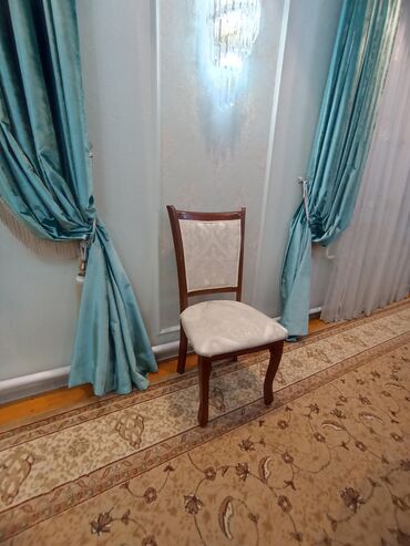 стулья кресла дерева: Стулья Для зала, С обивкой