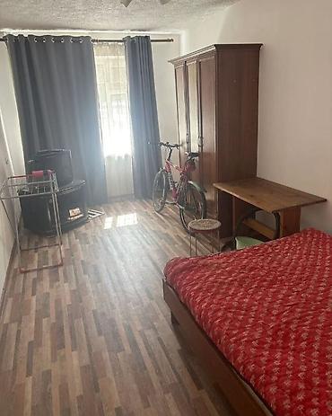 132: 3 комнаты, 70 м², Золотой квадрат Индивидуалка, 1 этаж, Косметический ремонт — 2