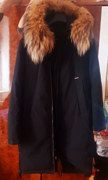 vytyazhki 50: Женская куртка 5XL (EU 50), цвет - Черный