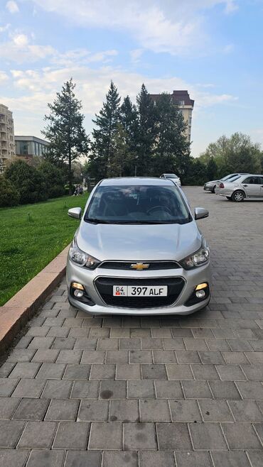 шевроле спарк 2016: Chevrolet Spark: 2016 г., 1 л, Вариатор, Бензин, Хэтчбэк