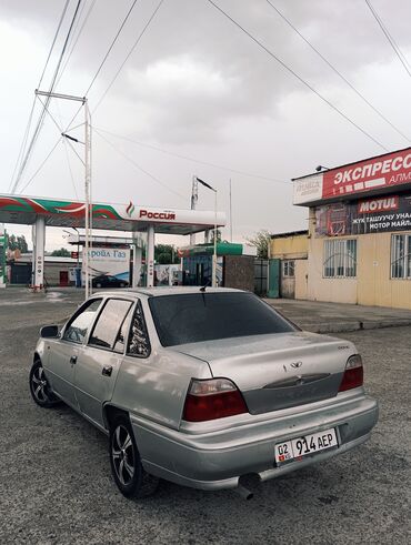 Daewoo: Daewoo Nexia: 2006 г., 1.5 л, Механика, Бензин, Седан