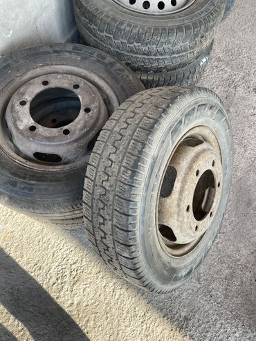 Шины: Продаю шины с дисками На спринтер любых видов Есть на запаску есть — 16