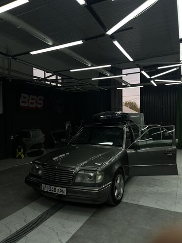 Mercedes-Benz: Mercedes-Benz W124: 1995 г., 2 л, Механика, Бензин, Седан — 2