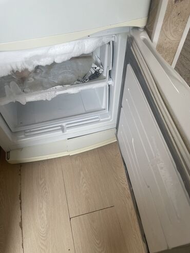 Холодильник Atlant, Б/у, Однокамерный