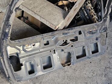 Крышки багажника и комплектующие: Крышка багажника Mercedes-Benz, 1998 г., Б/у, Оригинал — 11