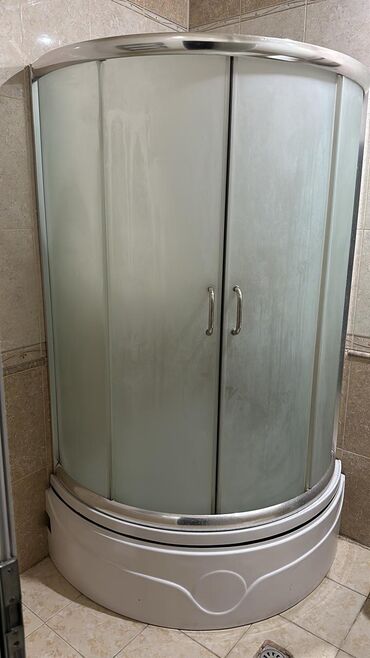 duş kabini: Üstü açıq kabina, İşlənmiş