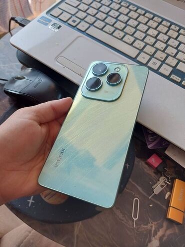 rəsmi note 10: Infinix Note 40 Pro