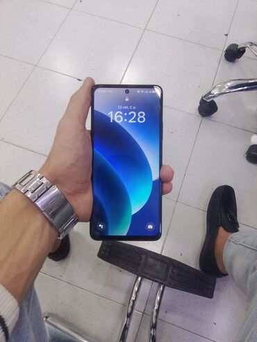 rəsmi 14 c: Oppo Reno8 T, rəng - Boz, Barmaq izi