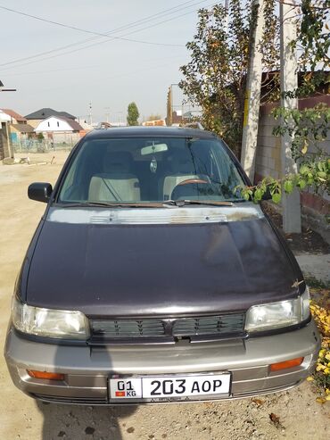 Mitsubishi: Mitsubishi Space Wagon: 1994 г., 2 л, Механика, Бензин, Минивэн — 5