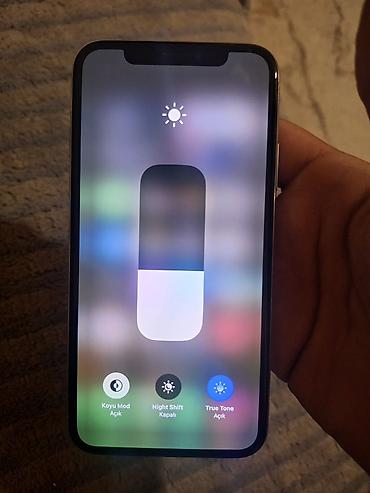 macbook air m2 ikinci el: IPhone Xr, 256 GB, Ağ, Qırıq — 5