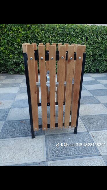 Bitkilər üçün dibçəklər: Taxta bitki stendləri və saksı dayaqları - Material: təbii ağac. Açıq — 30