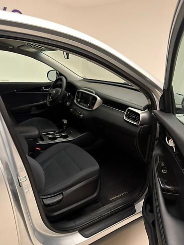 Kia: Kia Sorento: 2019 г., 2.4 л, Автомат, Бензин, Кроссовер — 17