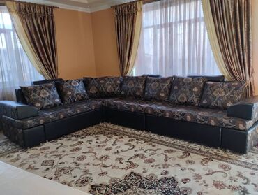 уголок мягкий мебель диван: Угловой диван, цвет - Коричневый, Б/у