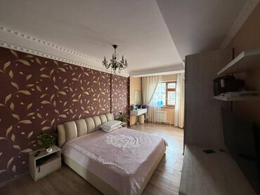дом квартира: 4 комнаты, 104 м², Элитка, 9 этаж, Косметический ремонт