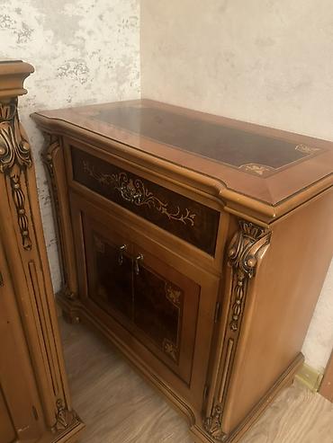 Qonaq otağı dəstləri: Masa və oturacaqlar — 12