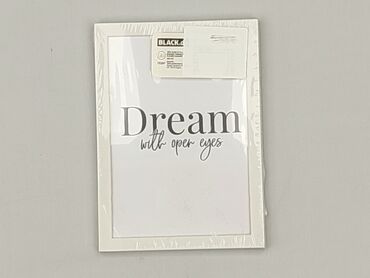 Nowa ramka marki Black & White z napisem "Dream with open eyes"