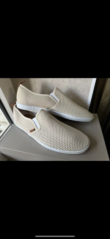 артопедическая обувь: Новые мужские мокасы H&M